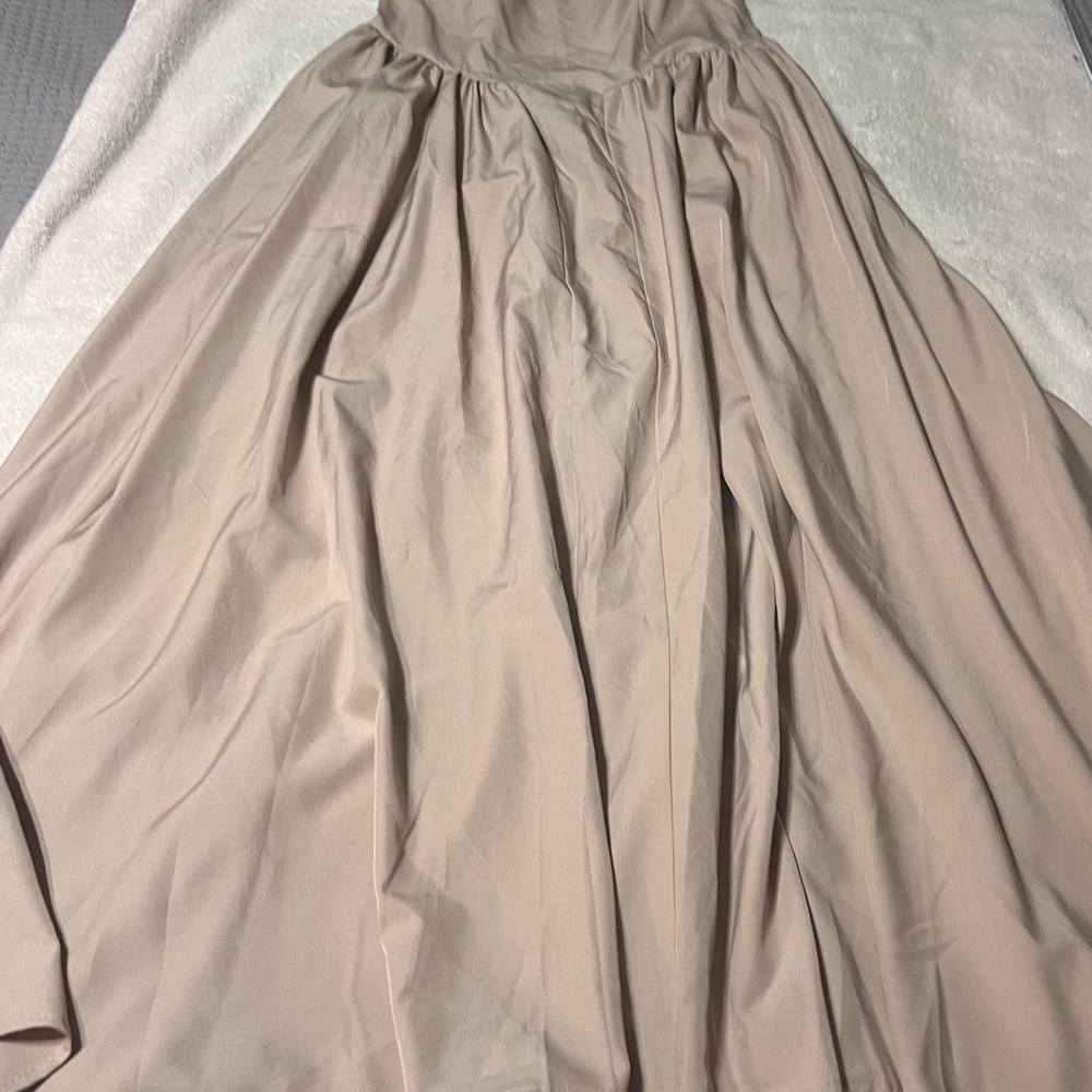 Elegant Cream Women's Dress